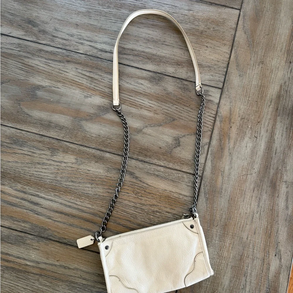 Coach Cream Leather Crossbody Bag - Picture 3 of 9